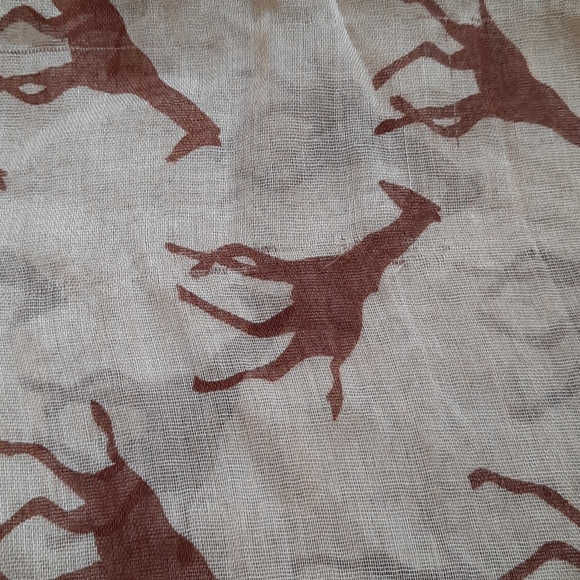 Giraffe Print Infinity Scarf - Picture 7 of 7